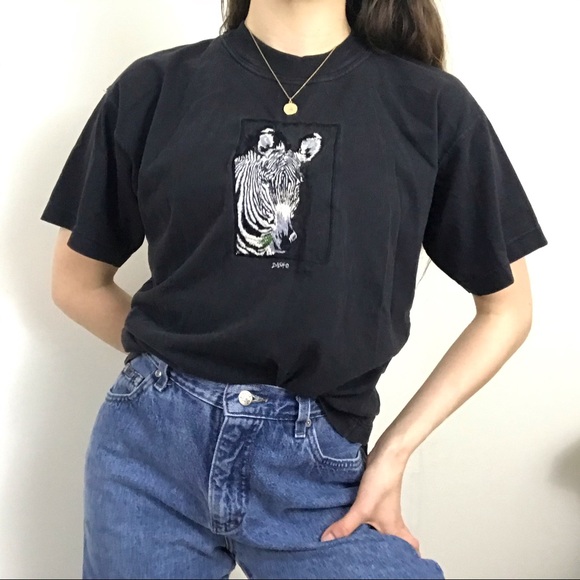 Vintage Tops - Vintage • DASH Embroidered Zebra Black T-Shirt